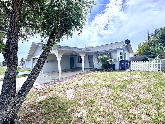 2nd image of 4116 62nd St W #4116