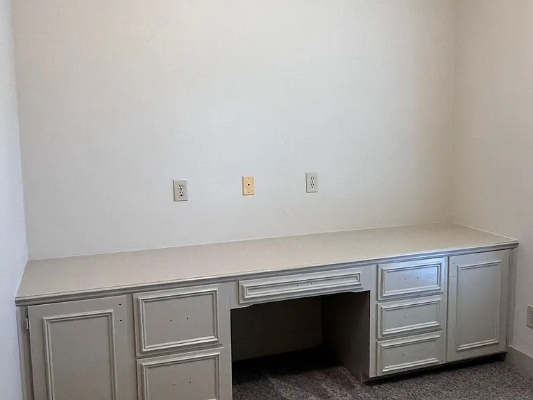 8706 Twelve Oaks Ln — Photo 17