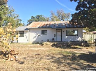 214 Fm 480, Center Point, TX 78010