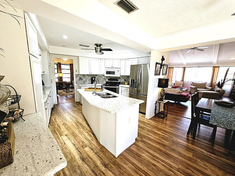 2411 Belle Rd — Photo 10