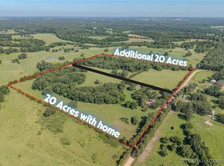 33279 Pawnee Dr, Lebanon, MO 65536