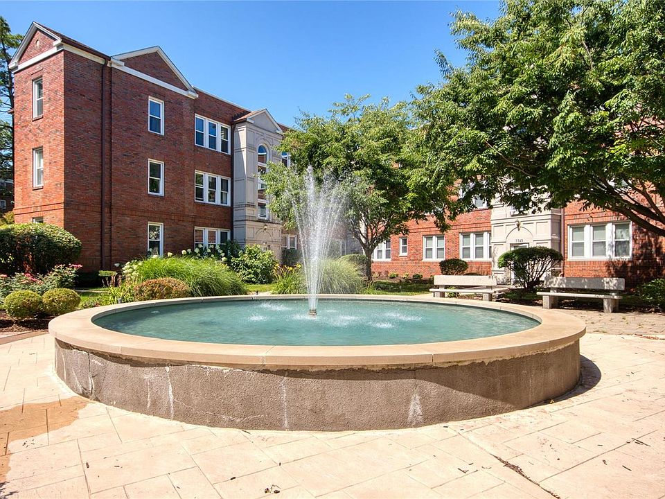 1st image of 7749 Kingsbury Blvd Unit 32