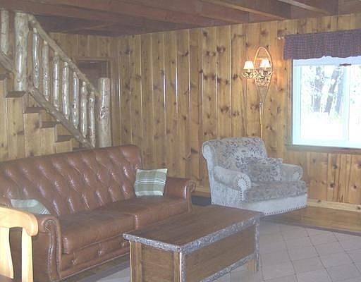 4th image of 383 Mittry Ln