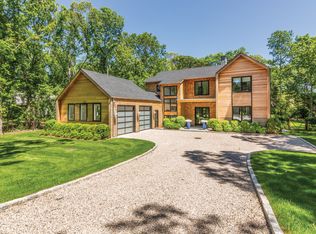 5 Wagon Ln, East Hampton, NY 11937