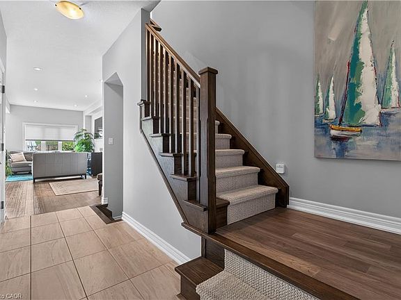 5th image of 98 Shoreview Pl #27