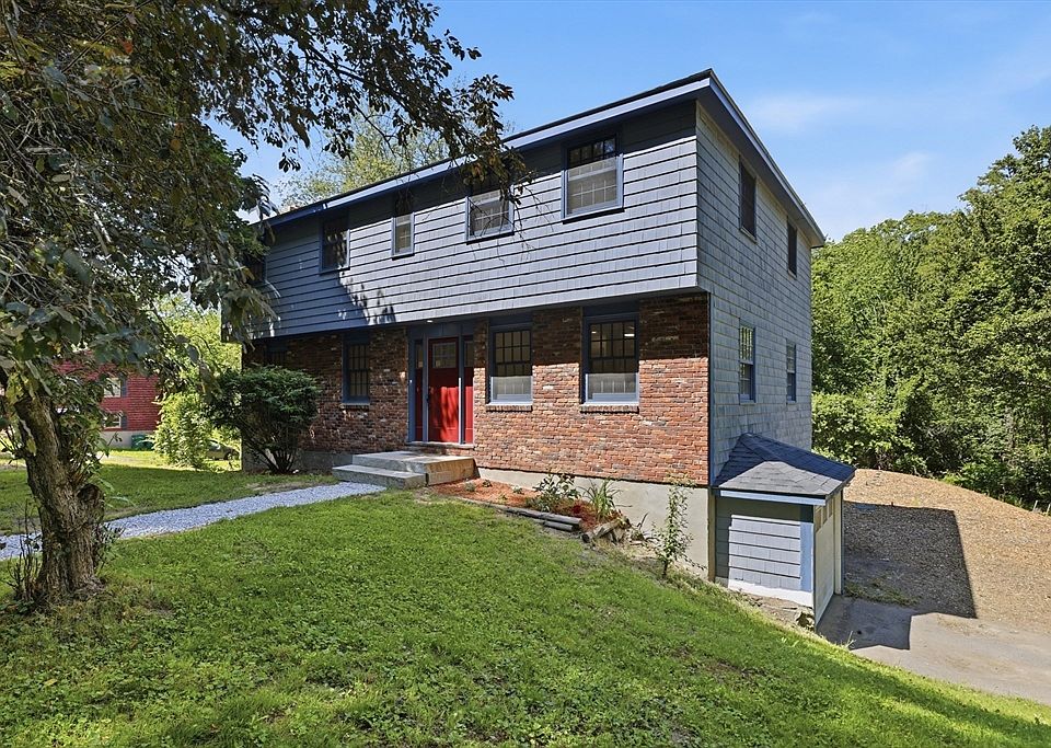 1st image of 368 Hill Rd