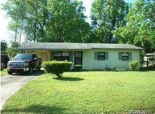 902 Greentree Rd, Panama City, FL 32401