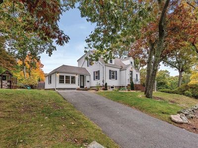 9 Highview St, Westwood, MA, 02090