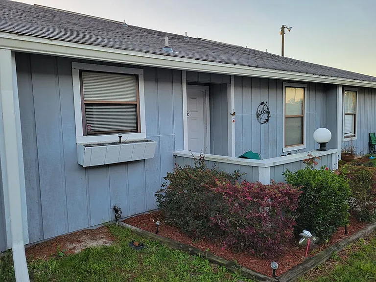 1342 Independence Dr #C — Photo 1