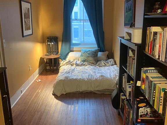 4th image of 423 Broadway APT 34