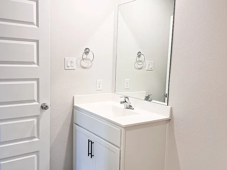 13124 Zion Dr — Photo 15
