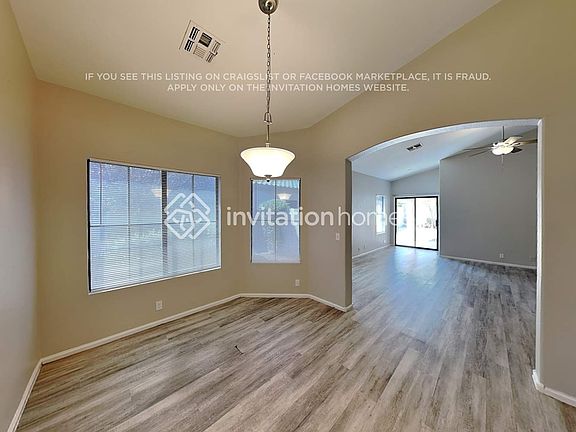 4th image of 8814 W Laurel Ln