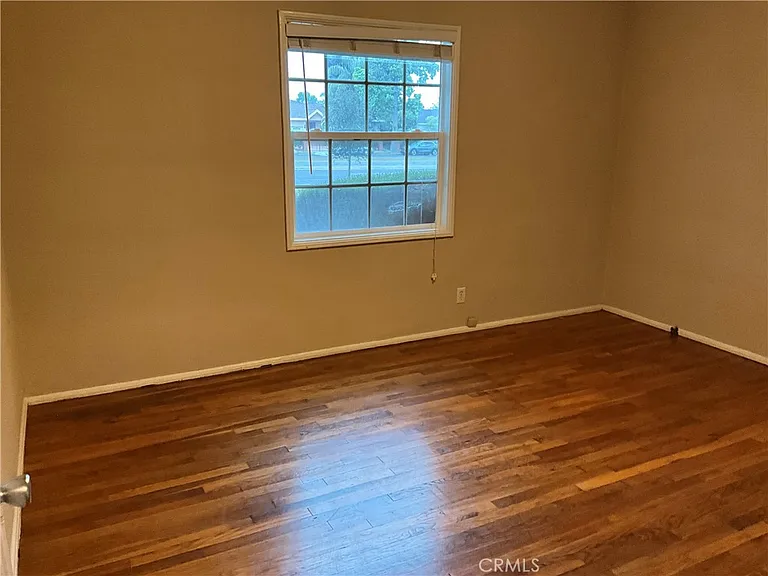 5934 White Oak Ave — Photo 15