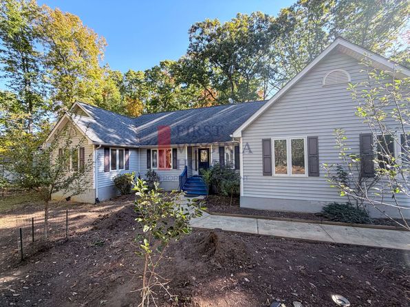 31 Bridlewood Dr