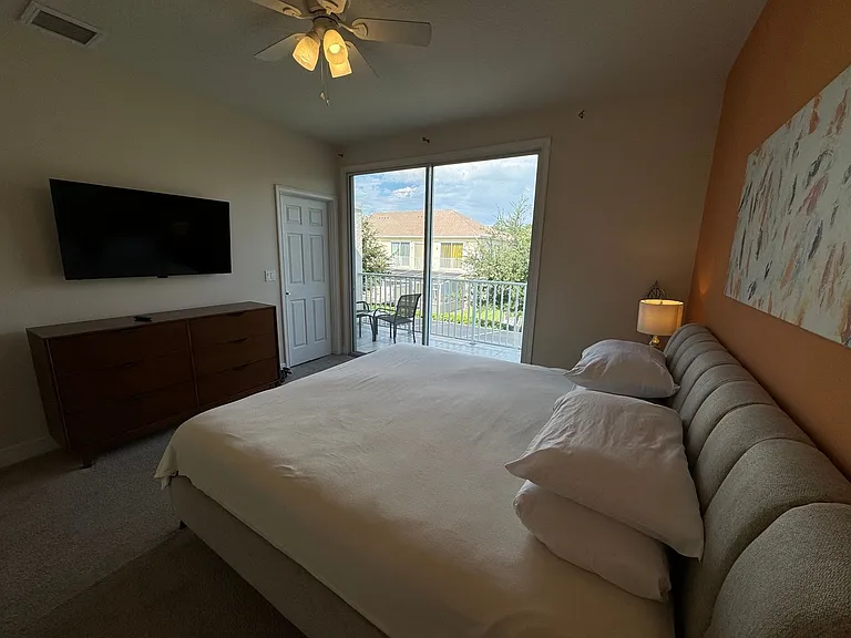 1641 Retreat Cir — Photo 12