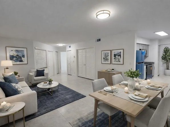 8657 SW 5th St APT 201, Hollywood, FL 33025