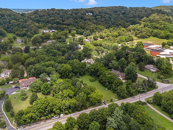 5th image of 517 Franklin Rd