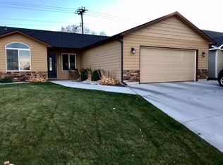 7303 W 3rd Pl, Kennewick, WA 99336