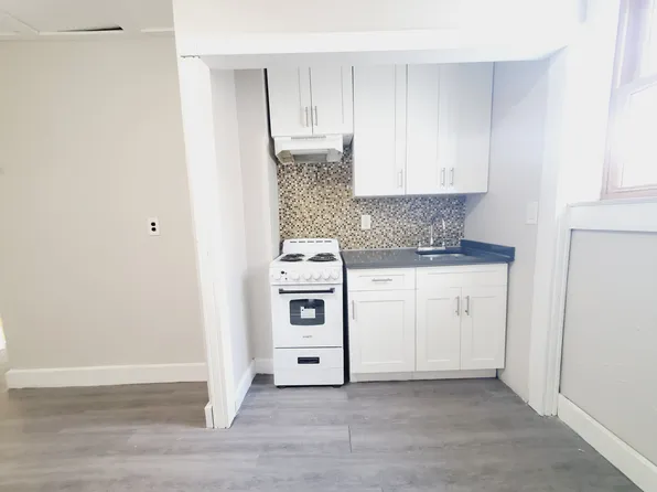 79-81 East 25th Street image 1 of 4