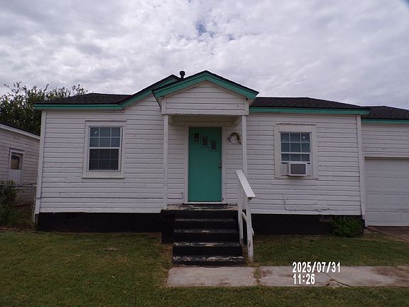 2nd image of 2616 SW Cornell Ave