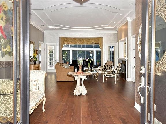 4th image of 116 Marys Chapel Ct