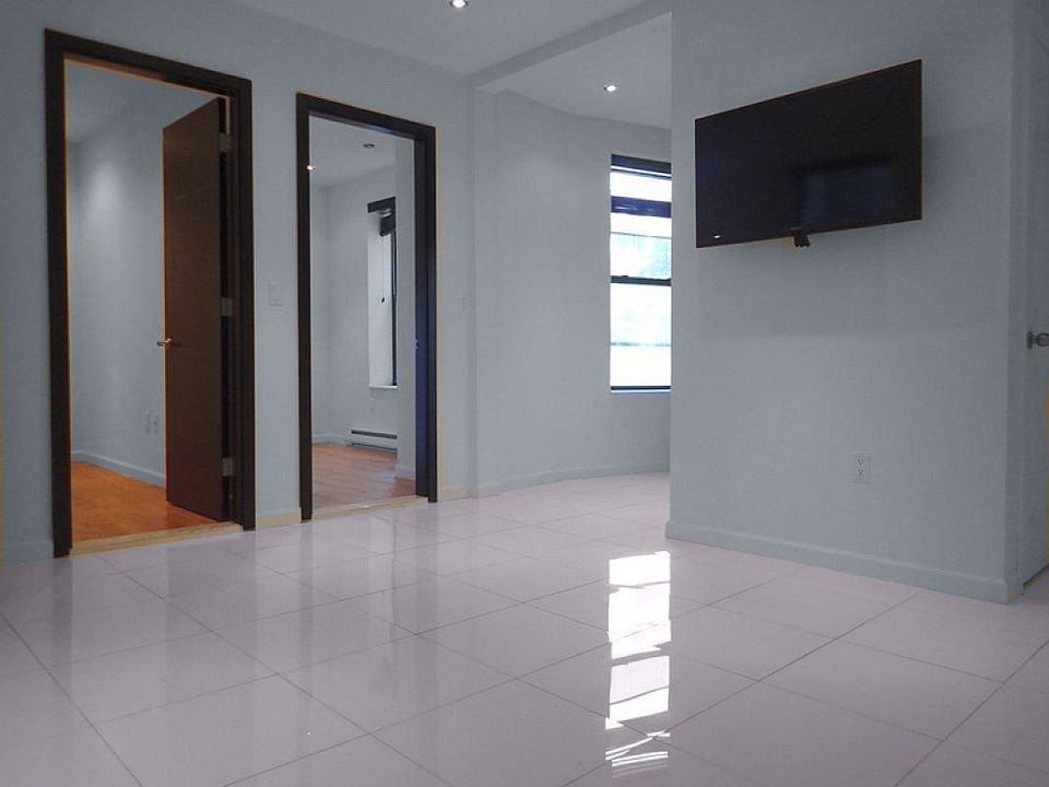 1st image of 354 W 110th St APT 1E
