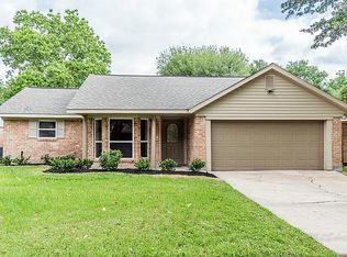 14014 Utopia Dr, Sugar Land, TX 77498