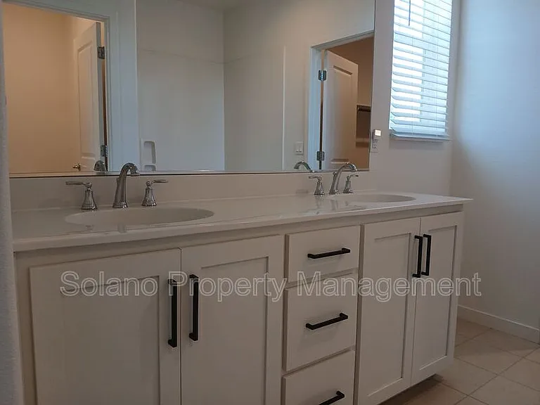 1284 Warmth Ct — Photo 43