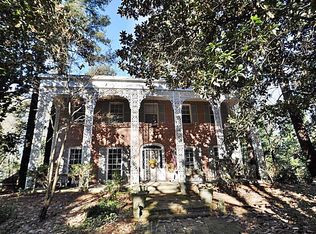 811 Oak Grove Rd, Tupelo, MS 38804