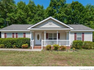 2013 E Park Dr, Lancaster, SC 29720