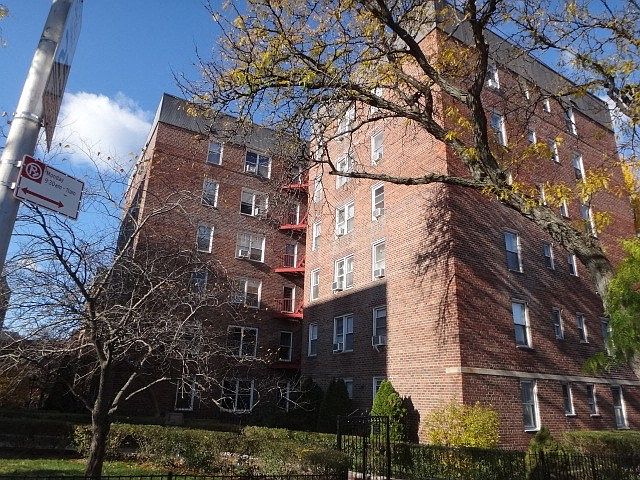 2nd image of 67-11 Yellowstone Blvd #1D