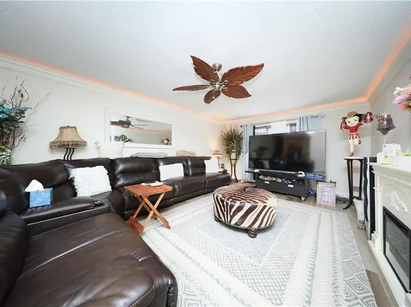 32 Belair Lane image 11 of 37