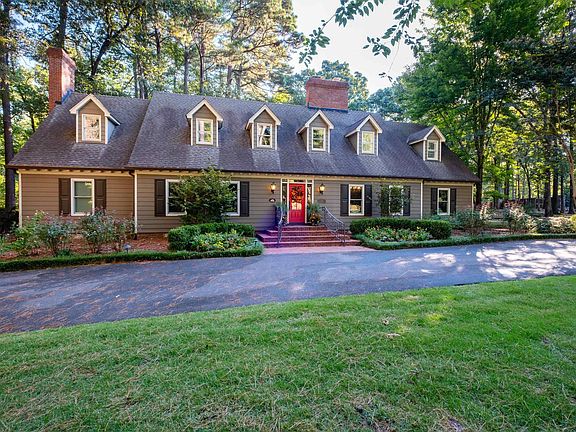 2nd image of 51 Hickory Hills Cir