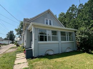 217 Denmark St, Burlington, IA 52601