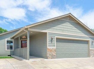 3417 Trent Ave, White City, OR 97503