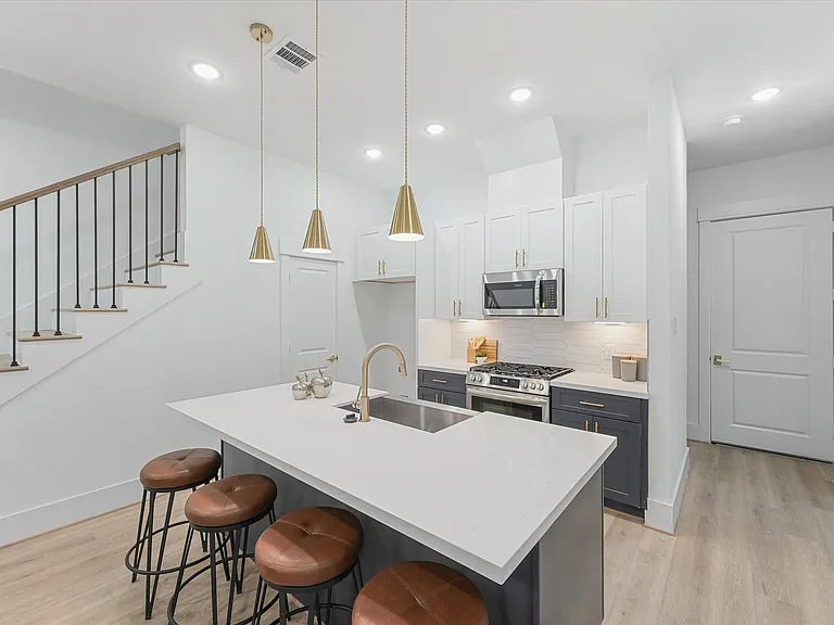 3807 Goodhope St — Photo 13