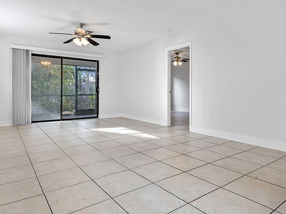 4th image of 5236 Treetops Dr #104