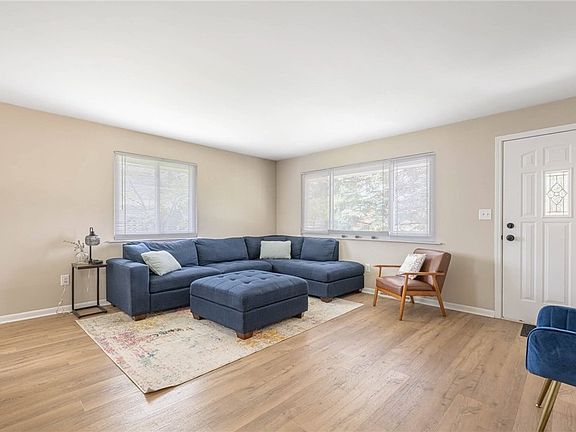 4th image of 1804 Culver Ave