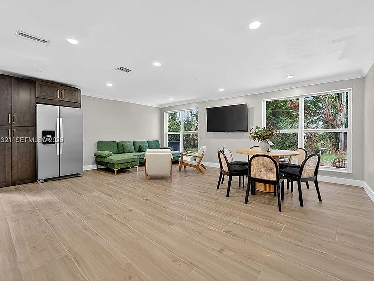 756 Cinnamon Rd — Photo 25