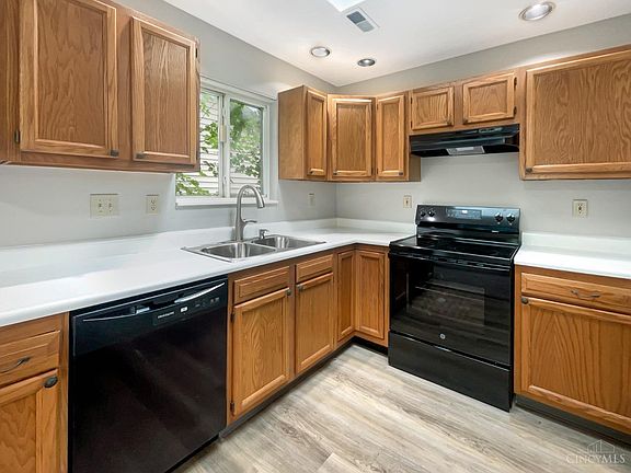 2nd image of 7811 Columbia Ave