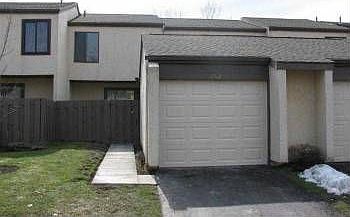 1st image of 352 Peachtree Ct