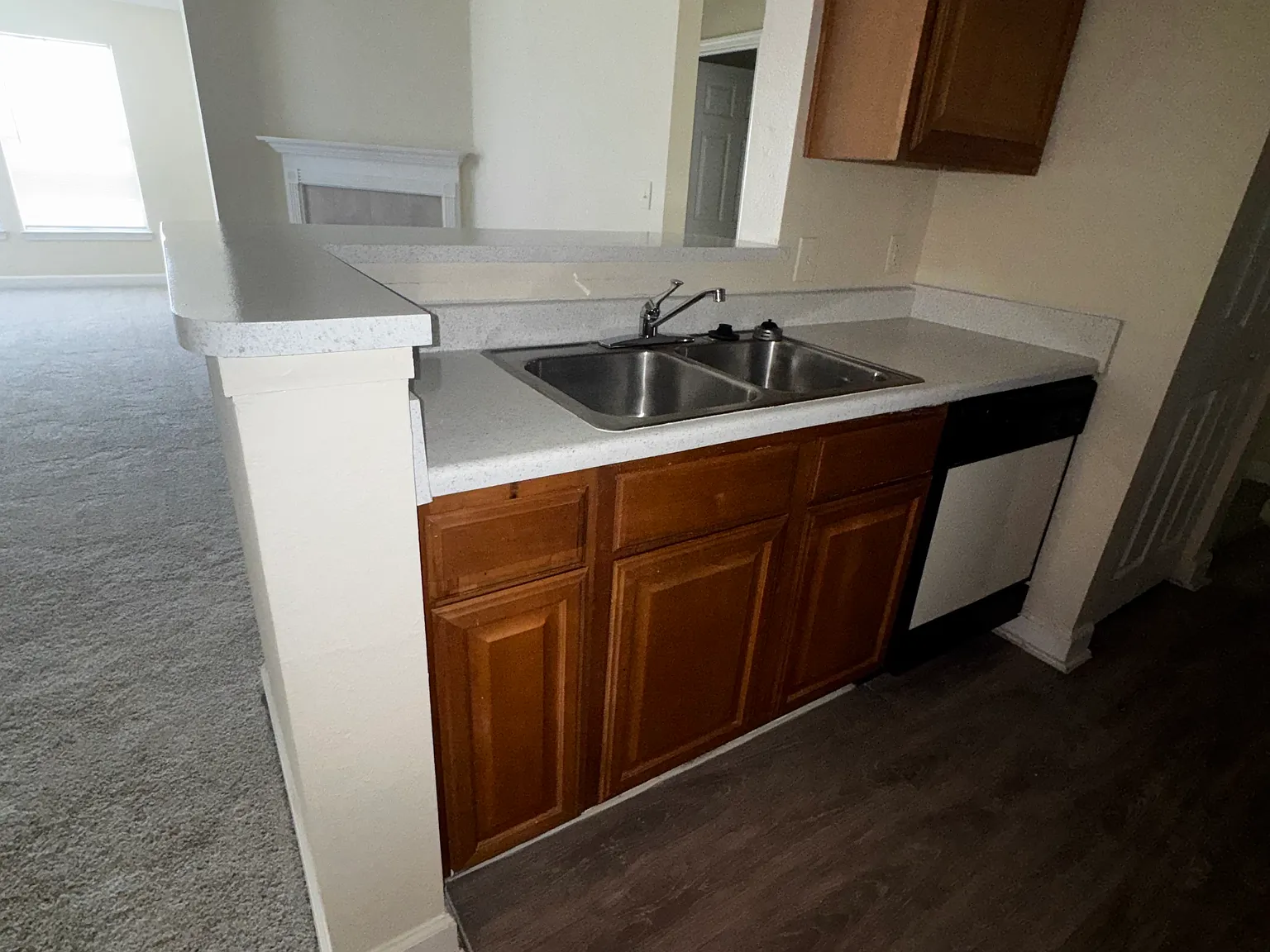 2 bed, 1205 sqft, $1,425 — Photo 4