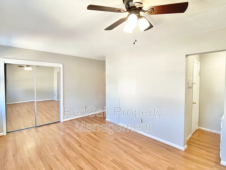 1114 Clear Springs Rd — Photo 13