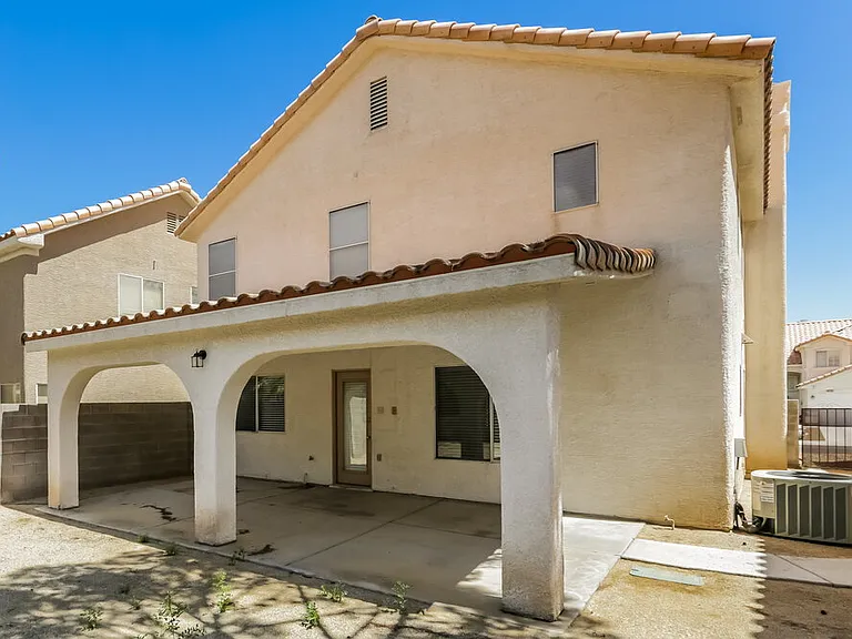 1433 Bellglen Dr — Photo 17
