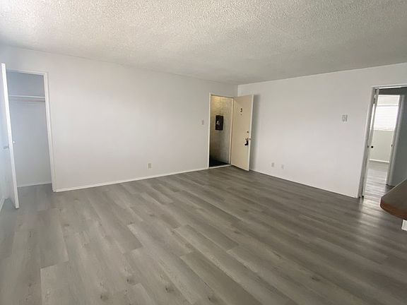 5th image of 316 Coronado Ave APT 3