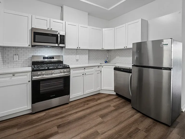 154 W 29th St #2 — Photo 25