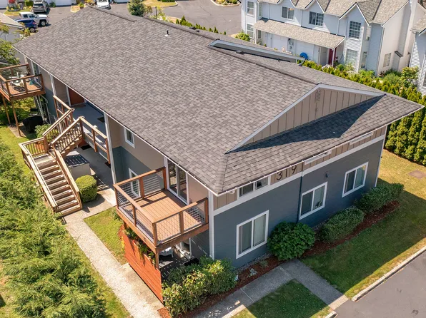 319 E Park St APT 4, North Bend, WA 98045