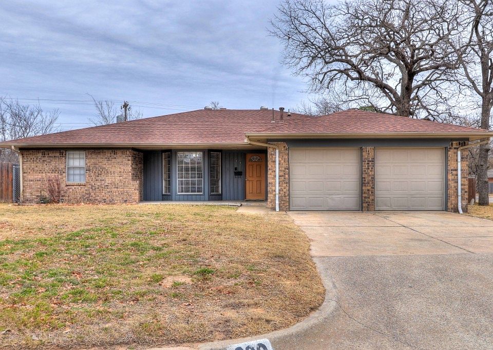 1st image of 800 N Anita Dr