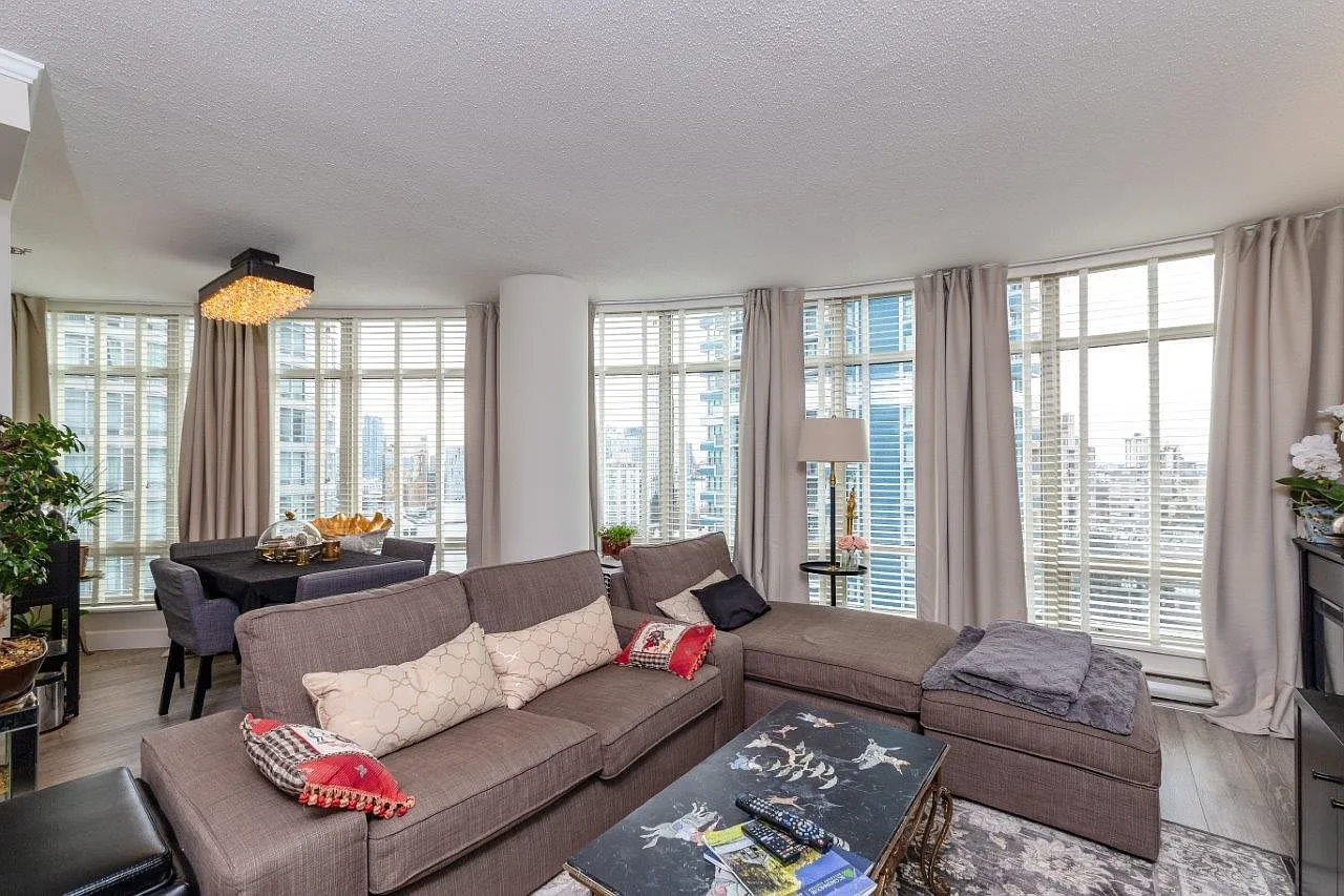 2 bed, 900 sqft, $3,800 — Photo 1