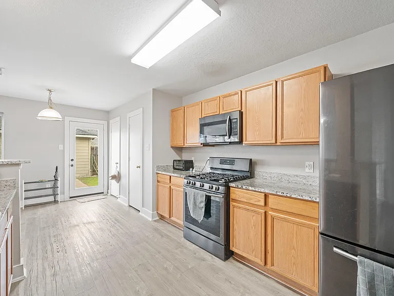 20931 Walder Ct — Photo 19